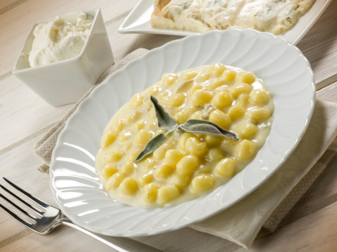 Cucina che vai… natura che trovi: “gnocchi con crema di asiago”