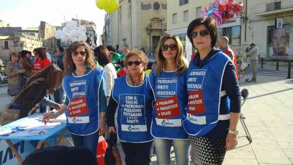 Siracusa: tagli ai finanziamenti per i patronati, ancora manifestazioni