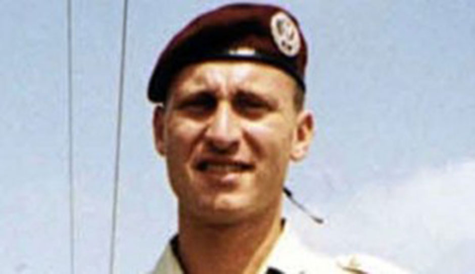 Siracusa: “Giustizia e verità per Lele Scieri”, dal 6 novembre una pioggia di mail per reclamare la verità