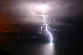 Piogge, mareggiate e scirocco: nuova ondata di maltempo prevista per martedì