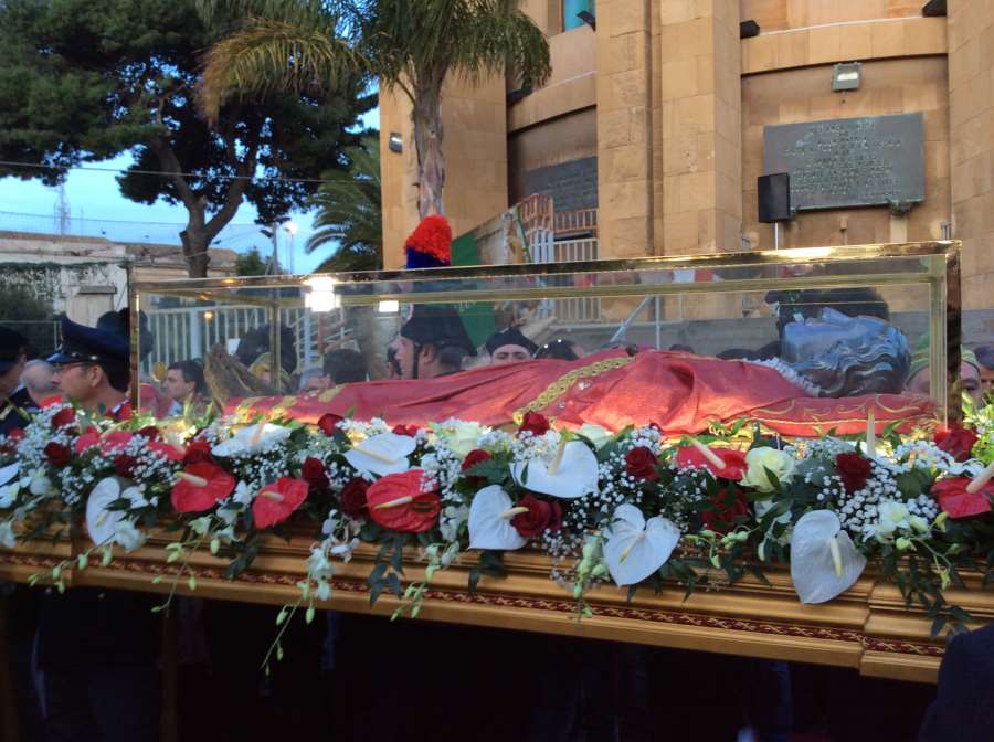 Siracusa: fede e commozione per il rientro di Santa Lucia a Siracusa