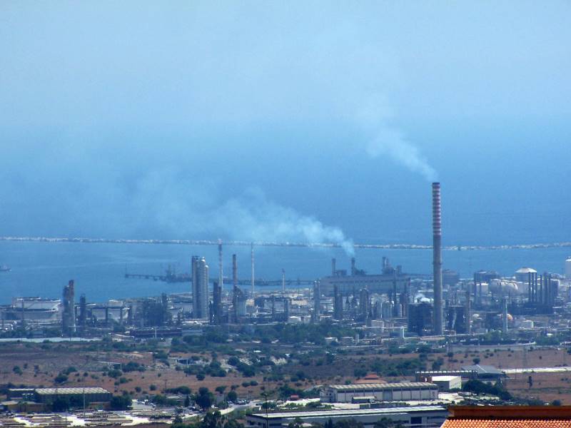 Zona industriale: On. Amoddio: “Basta rinvii, urge DLgs per avviare bonifiche e messa in sicurezza dell’area”