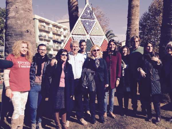 Siracusa: inaugurato, stamattina, l’eco albero di Piazza Leonardo Da Vinci
