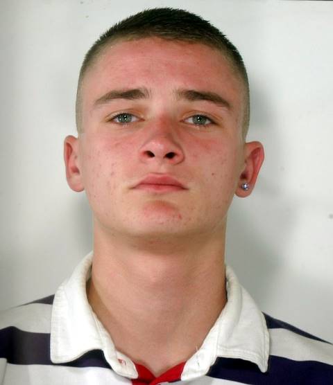 Siracusa: 22enne colto in flagranza ed arrestato per furto aggravato