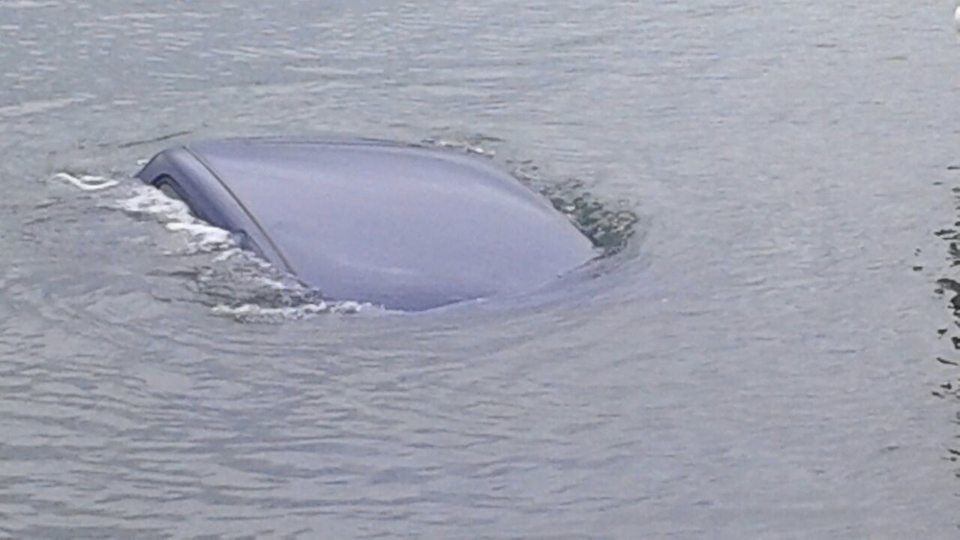 Siracusa: tentato suicidio in zona Sbarcadero