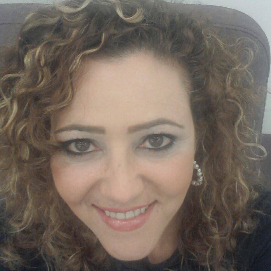 Era di Messina la donna accoltellata, ieri, dal marito che poi si è sparato con la pistola d’ordinanza