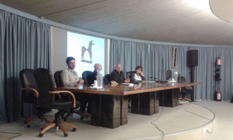 “Siracusa è un meraviglioso teatro” così il regista Magelli all’incontro su “Processo a Medea”