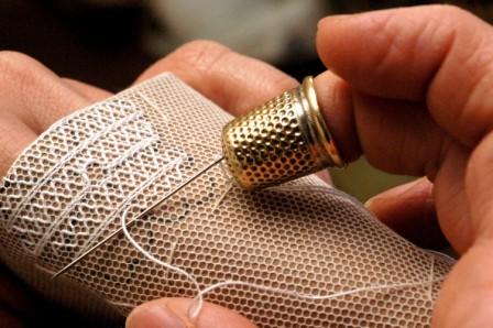 Siracusa: mostra del ricamo alla Biblioteca Epipoli