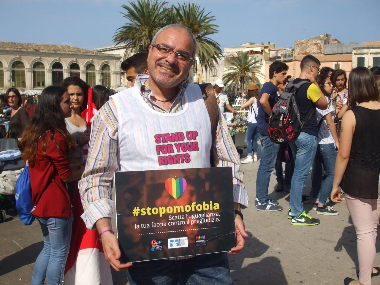 Manifestazioni GLBT a Noto, critiche della Curia netina. Bottaro(Stonewall) :Le “Pagliuzze” servono, per nascondere le “Travi”