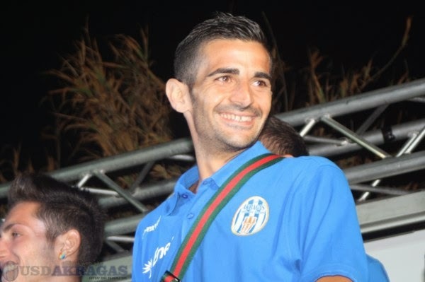 Grande colpo di mercato del Città di Siracusa. Emanuele Catania, attaccante classe 81 arriva in azzurro