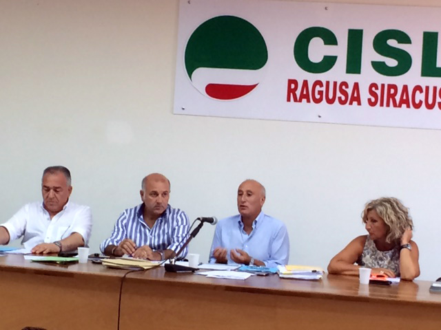 Mimmo Milazzo, rilancia da Siracusa, partecipando ai lavori dell’Esecutivo territoriale della UST convocato dal segretario generale Paolo Sanzaro