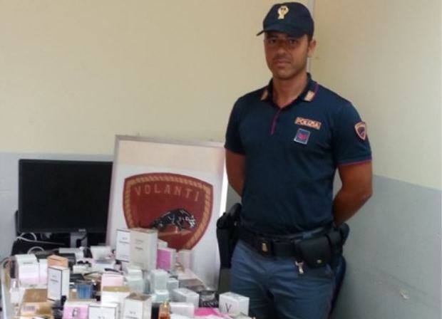 Siracusa: furto con spaccata in una profumeria in via Scala Greca, la Polizia recupera la refurtiva