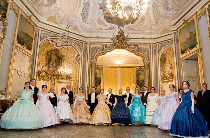 Siracusa: un sabato ottocentesco in piazza Santa Lucia