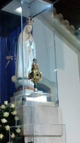Siracusa: il reliquiario della Madonna delle Lacrime a Fatima