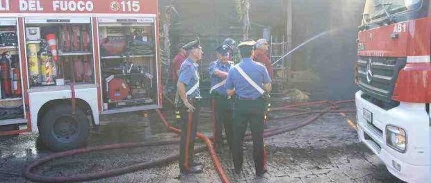 incendio carabinieri