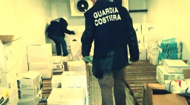 Siracusa: truffa pesce surgelato in contrada Isola, sanzionato un ristorante dalla Guardia Costiera