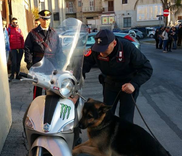 Noto. Controlli antidroga dei Carabinieri in quattro istituti scolastici