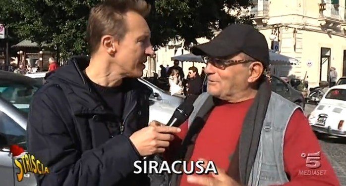 Militello a Siracusa intervista i tifosi allo stadio. Il video della puntata di “Striscia la Notizia”