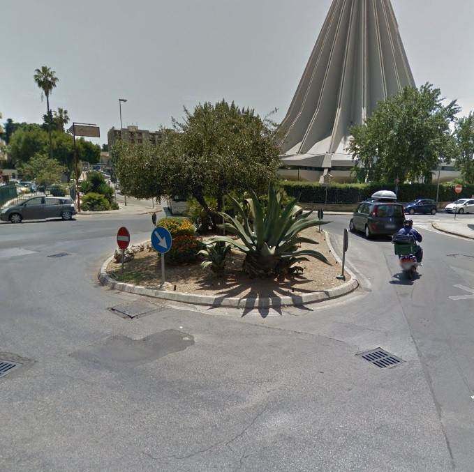 Siracusa, lavori in corso in viale Teocrito, cambio alla viabilità