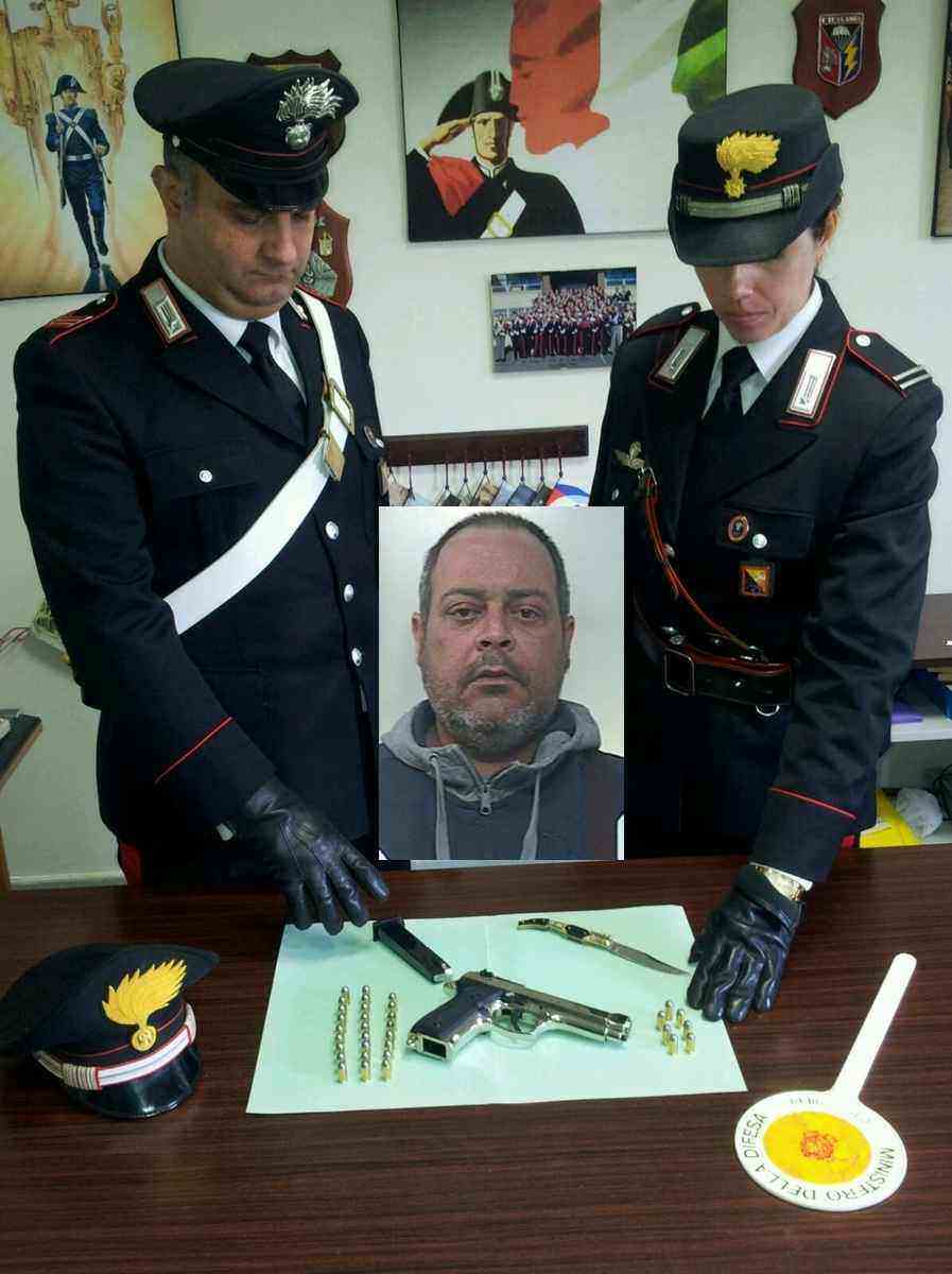 Avola: armi e munizioni in casa. Arrestato un 43enne pregiudicato dai Carabinieri