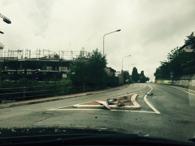 Portopalo, distruggono un segnale stradale, denunciati 3 giovani