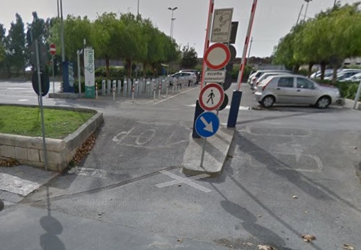 Siracusa, è un giovane l’autore dell’atto vandalico al Molo Sant’Antonio. Ha agito in piena notte e senza un motivo