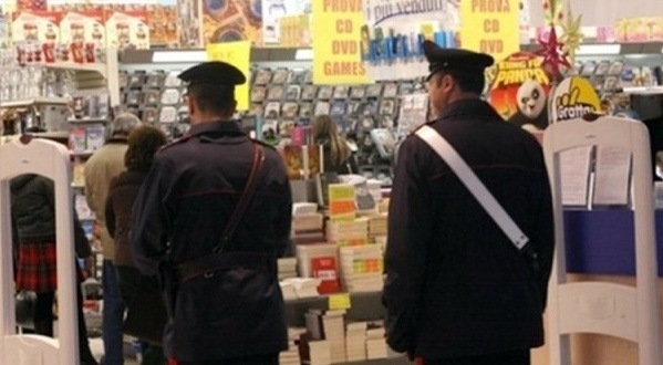 Melilli. Tentato furto al centro commerciale Conforama, arrestati 3 siracusani dai Carabinieri