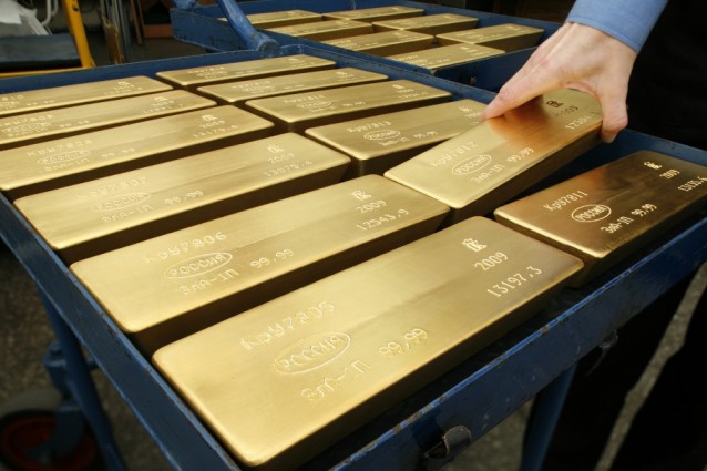 Sicilia. Oro rubato e riciclato in lingotti, 3 arresti e 19 indagati dalla Finanza