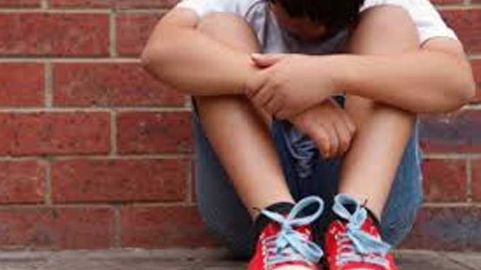 Siracusa, Carabinieri salvano due bambini abbandonati in autostrada, denunciati i genitori