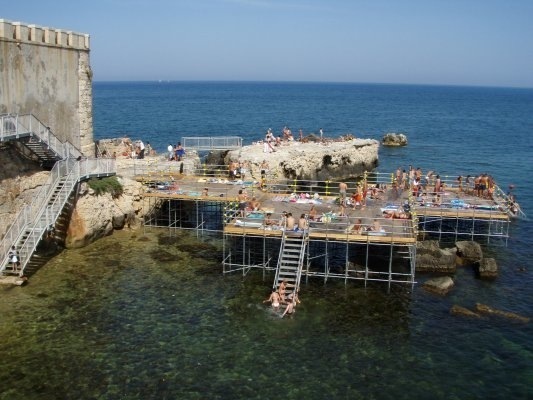 Siracusa, consigliere Grienti: “installare Solarium a Forte Viglena e ripristinare scalinata a Calarossa”