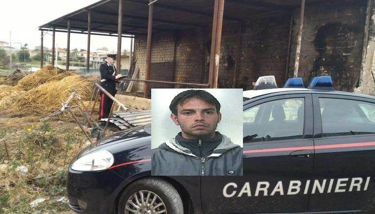 Rosolini: incendia il fienile del vicino per vendicarsi, arrestato 28enne dai Carabinieri