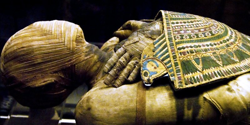 Sicilia: la prima scuola “mummiologica” del mondo nel convento dei Cappuccini di Santa Lucia del Mela