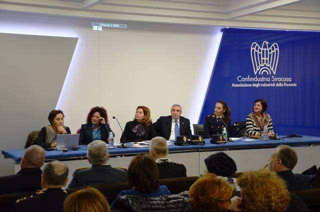 Siracusa, salvaguardare l’universo femminile e raccontare il ruolo della donna nella Polizia di Stato