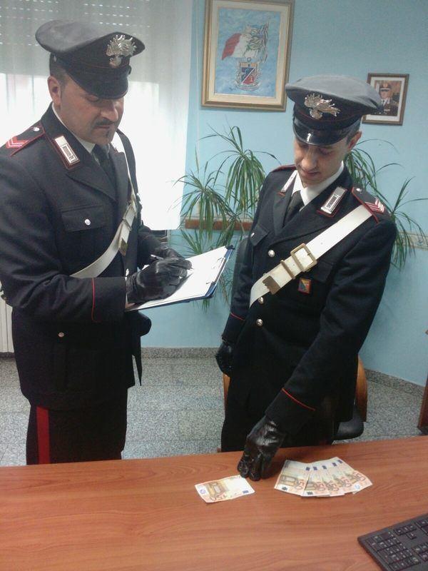 Augusta, droga e contanti in casa: arrestati due pusher dai Carabinieri