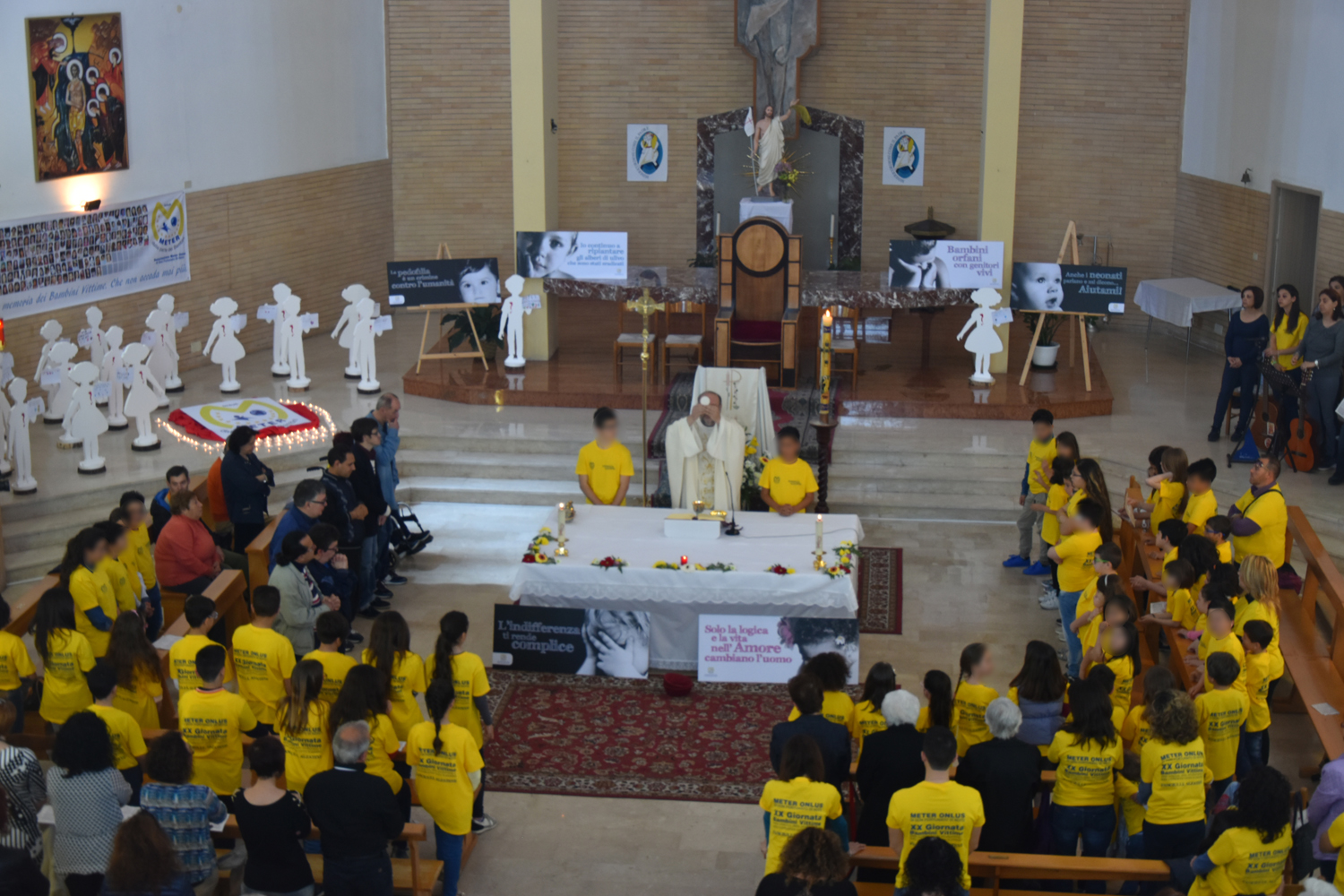 Pedofilia/Giornata bambini vittime. Meter apre la XX edizione ad Avola, tra ricordo dei piccoli e preghiere per il futuro