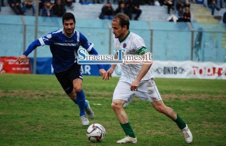 Citta di Siracusa, capitan Baiocco post gara di Aversa: “Squalifica manipolata, mi difenderò in ogni sede”