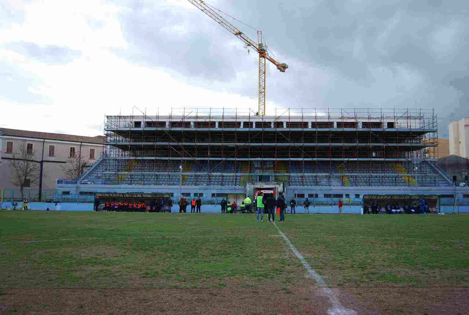 Siracusa, querelle tra Dg Marletta e Assessore Foti sulla pensilina dello Stadio “De Simone”. E intanto si attende la fine dei lavori