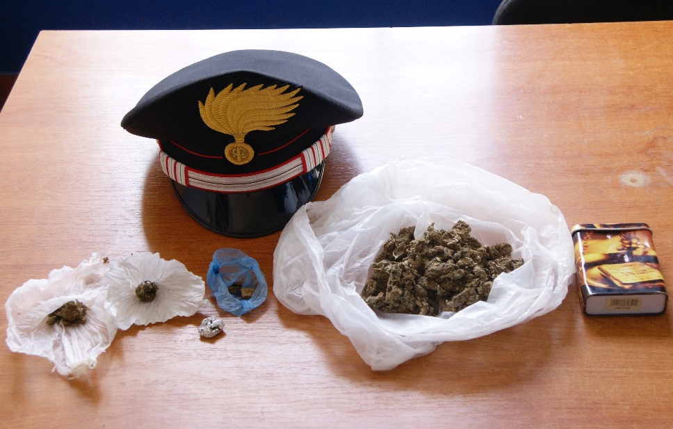 Augusta, trovato in possesso di marijuana pronta per lo spaccio: in manette un 19enne