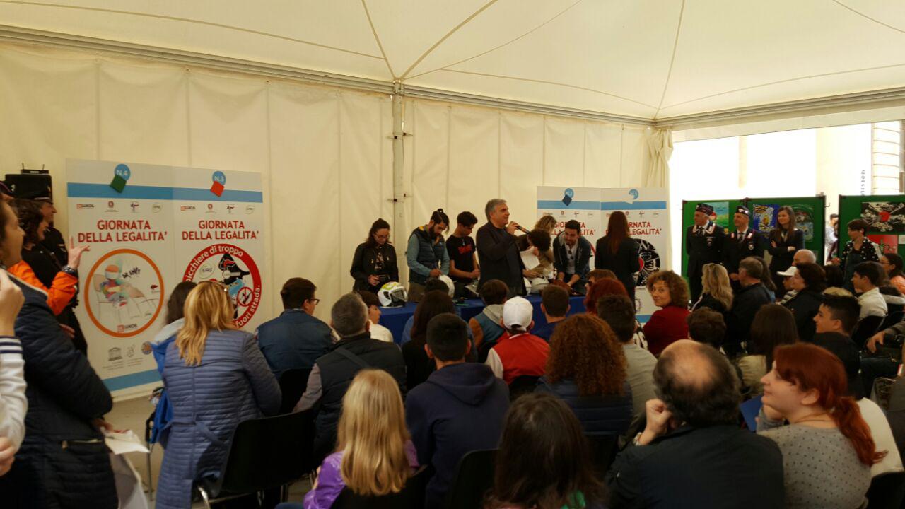Siracusa, giornata della legalità: il workshop “colora il tuo futuro” per l’VIII edizione del concorso “un casco vale una vita”