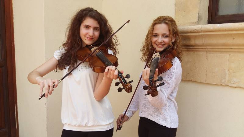 Floridia. Giovanissime violiniste si esibiscono per la Fidapa