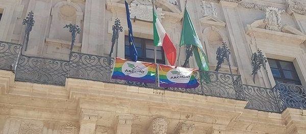 bandiere arcobaleno - siracusatimes