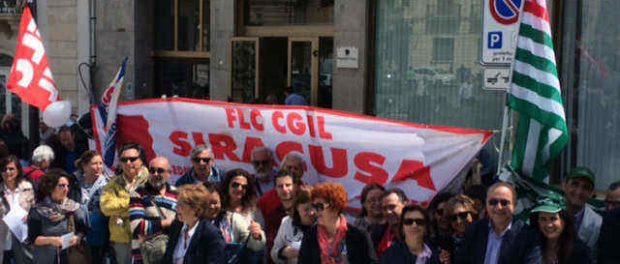 sit in scuola - siracustimes