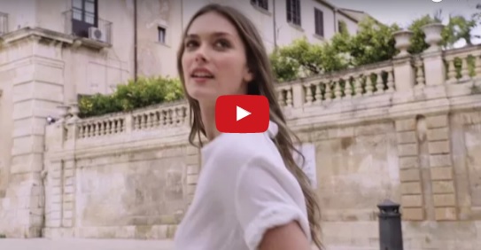 Siracusa, l’isola di Ortigia nello spot “Summer Celebration” del marchio Daniel Wellington