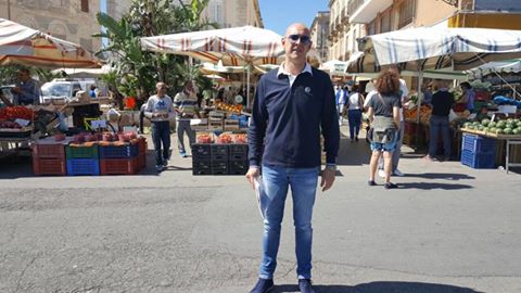 Siracusa. Carenze igieniche al mercato di Ortigia, Evoluzione Civica: chieste le dimissioni dell’assessore Gasbarro