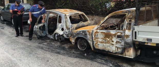 auto incendiate  a priolo