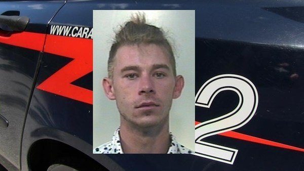 Siracusa, ai domiciliari a Pachino ma sorpreso dai Carabinieri al Bingo di via Elorina: arrestato