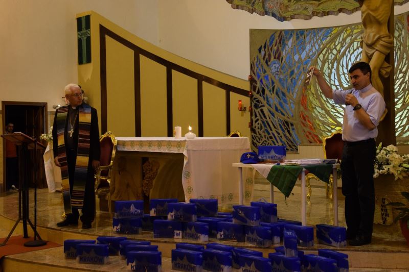 Siracusa. L’arcivescovo consegna il mandato ai giovani che parteciperanno alla GMG di Cracovia