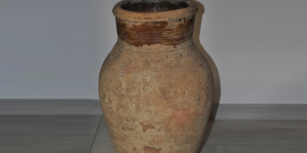 Lentini, antica giara rubata: trovati i responsabili del furto. Denunciati