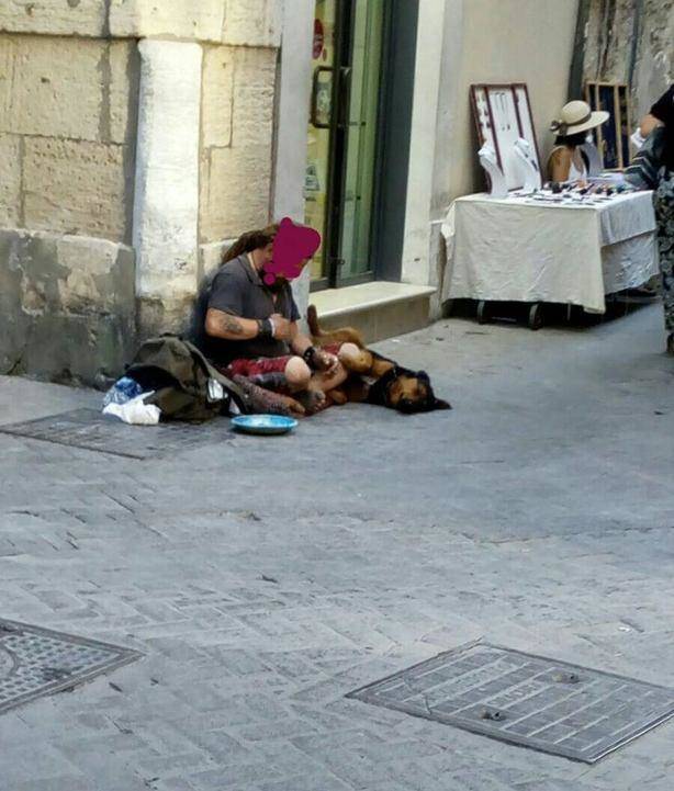 Siracusa, lo sgombero inutile: “clochard e punkabbestia di nuovo in Oritgia”