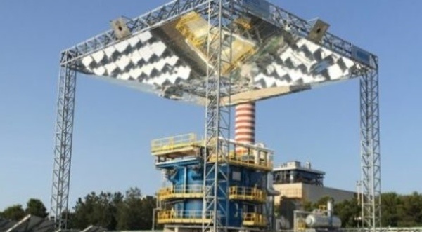 Sicilia, l’impianto solare a “impatto zero” che nasce un’idea di Archimede: accumula energia termica nella sabbia